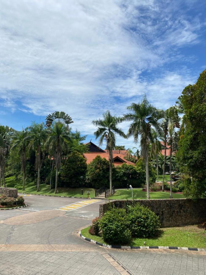 Garden View Pulai Springs Resort Skudai Exteriör bild